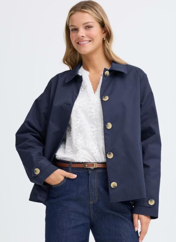 CHAQUETA AZUL MARINO