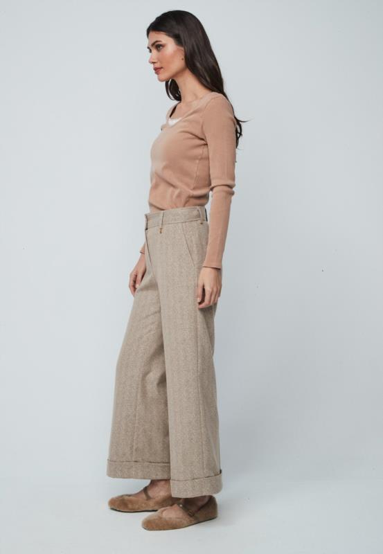 PANTALÓN RECTO BEIGE