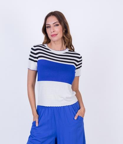 CAMISETA CON FRANJA AZUL