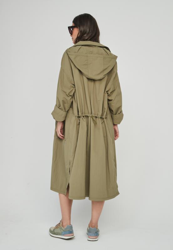 TRENCH LARGA KAKI