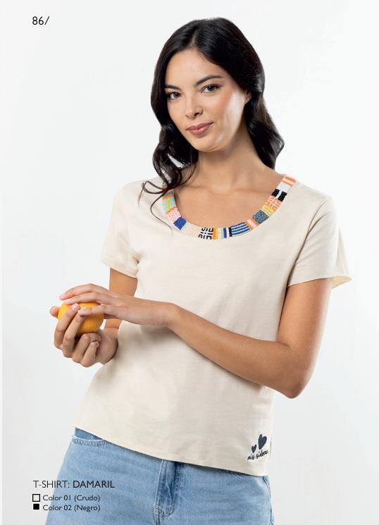 CAMISETA CON CUELLO MULTICOLOR