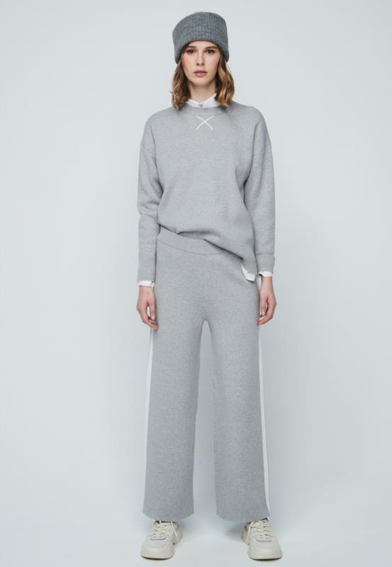 PANTALÓN FLUIDO GRIS