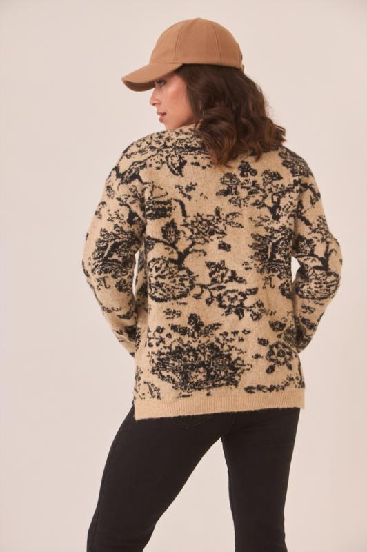 JERSEY CON BORDADO FLOR A TONO